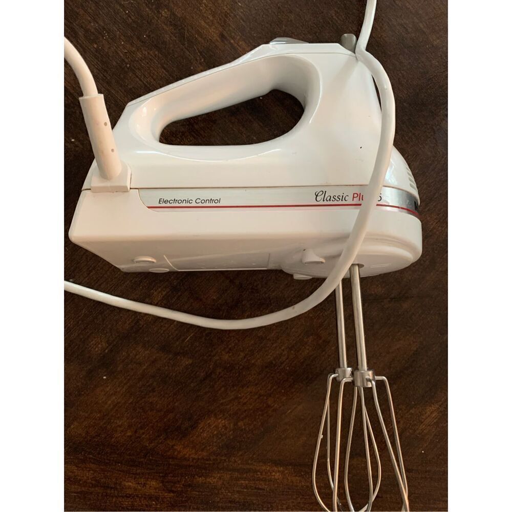 Kitchenaid hand mixer white